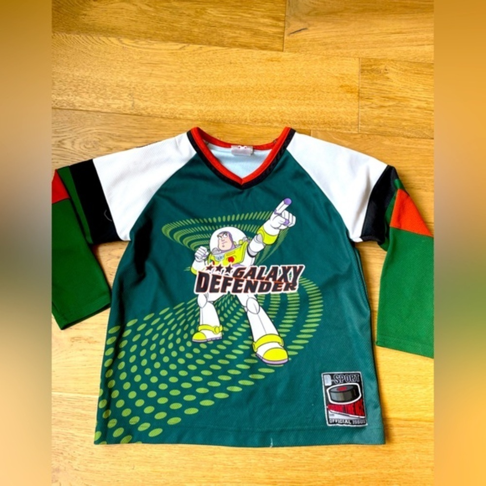 VTG 90’s buzz light year hockey jersey